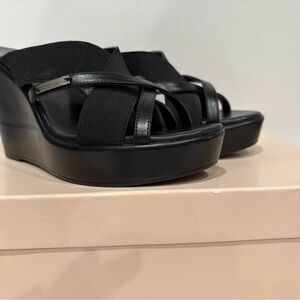 BCBGeneration BG Quest Black Wedge Sandals Size 7.5